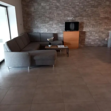 Avalon Vendeghaz Apartament *