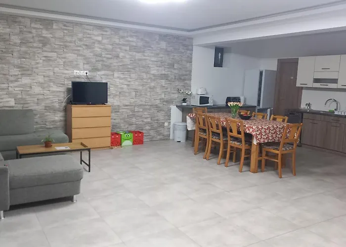 Avalon Apartman *